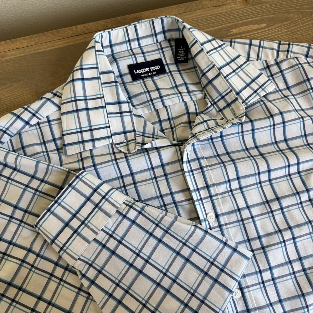 Lands End Men's Large Regular Fit Blue White Plaid Long Sleeve Button Up Shirt